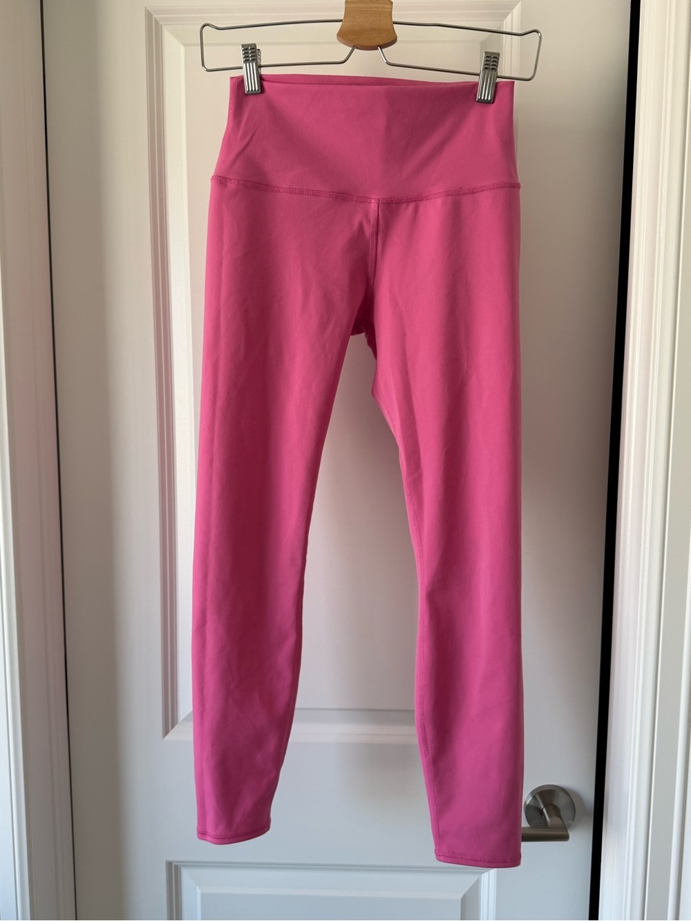 ALO Yoga Women’s Pink High-Waist Leggings